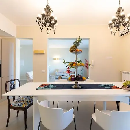 Lejlighed Charming Luxury Apartment: Center Sorrento