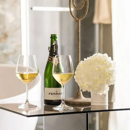 Charming Luxury Apartment: Center Lejlighed